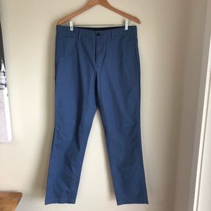 Banana Republic Aide Chino Pants 33x32